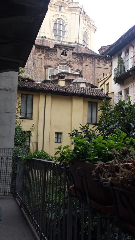 A 2 Passi Da Palazzo Reale Apartment Torino Exterior foto